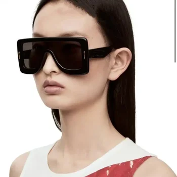2024 Роскошные женские солнцезащитные очки Негабаритная оправа щита Новая звезда моды в том же стиле Мужские очки Oculos Gafas De Sol