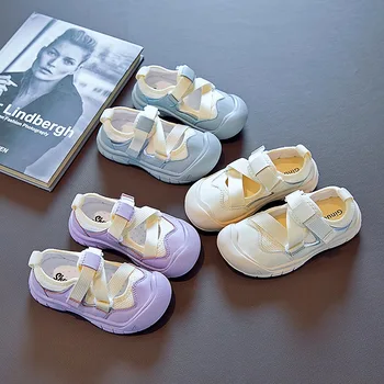 Детская обувь Детские сандалии Baotou 2023 Лето Новая пляжная обувь для девочек для отдыха Полая дышащая обувь для ходьбы для мальчиков Сандалия