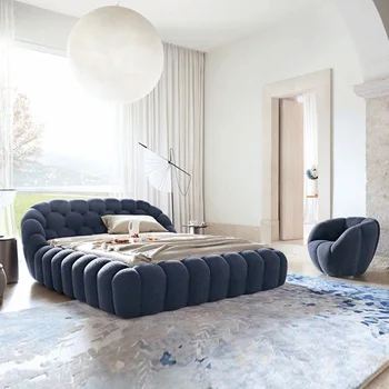 Итальянская минималистичная футбольная кровать Современная минималистичная пузырьковая кровать Плюшевая тканевая кровать