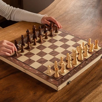 Портативная магнитная деревянная шахматная настольная игра Складная шахматная доска Профессиональный шахматный набор На открытом воздухе Путешествия Настольные игры Детские подарки