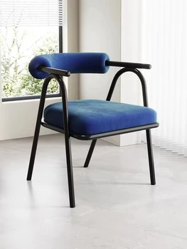 Стулья для гостиной Скандинавские обеденные стулья Кресло Мебель Дизайнерская спинка Современное кресло для туалета Спинка стула для отдыха Velve